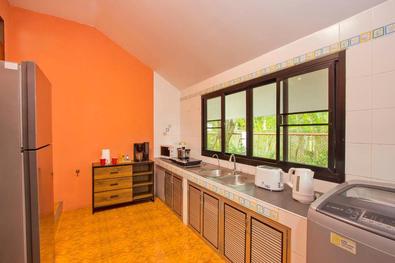 Villa Miracle Rawai Exterior photo